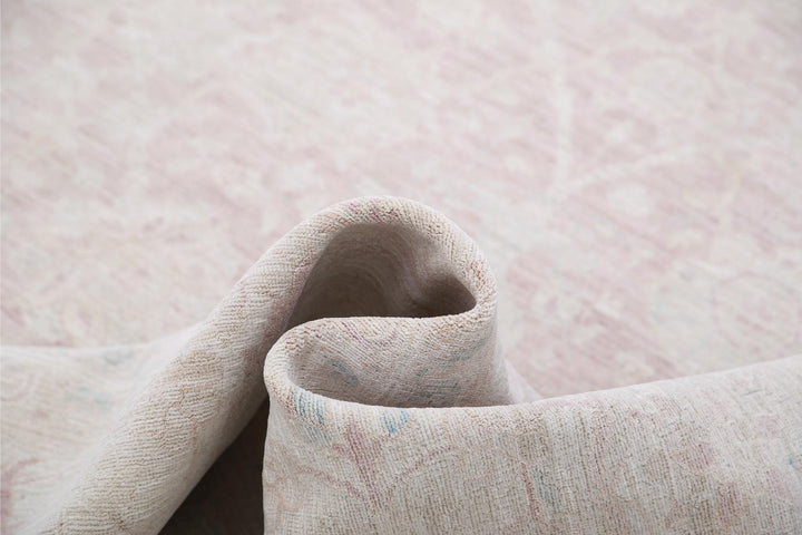 Ariana 8’ 8″ x 11’ 8″ - No. AV95986 - ALRUG Rug Store