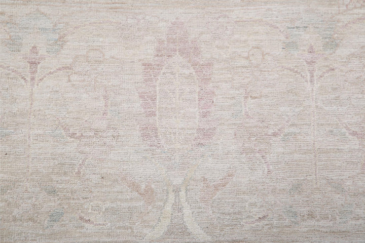 Ariana 8’ 8″ x 11’ 8″ - No. AV95986 - ALRUG Rug Store