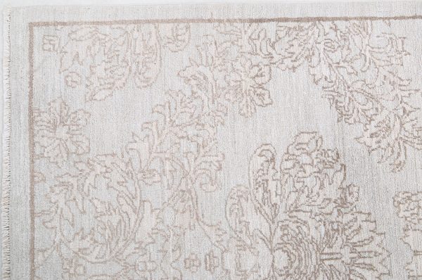 Brown Pakistani Oriental Rug 9'9" x 12'10" Hand-Knotted border