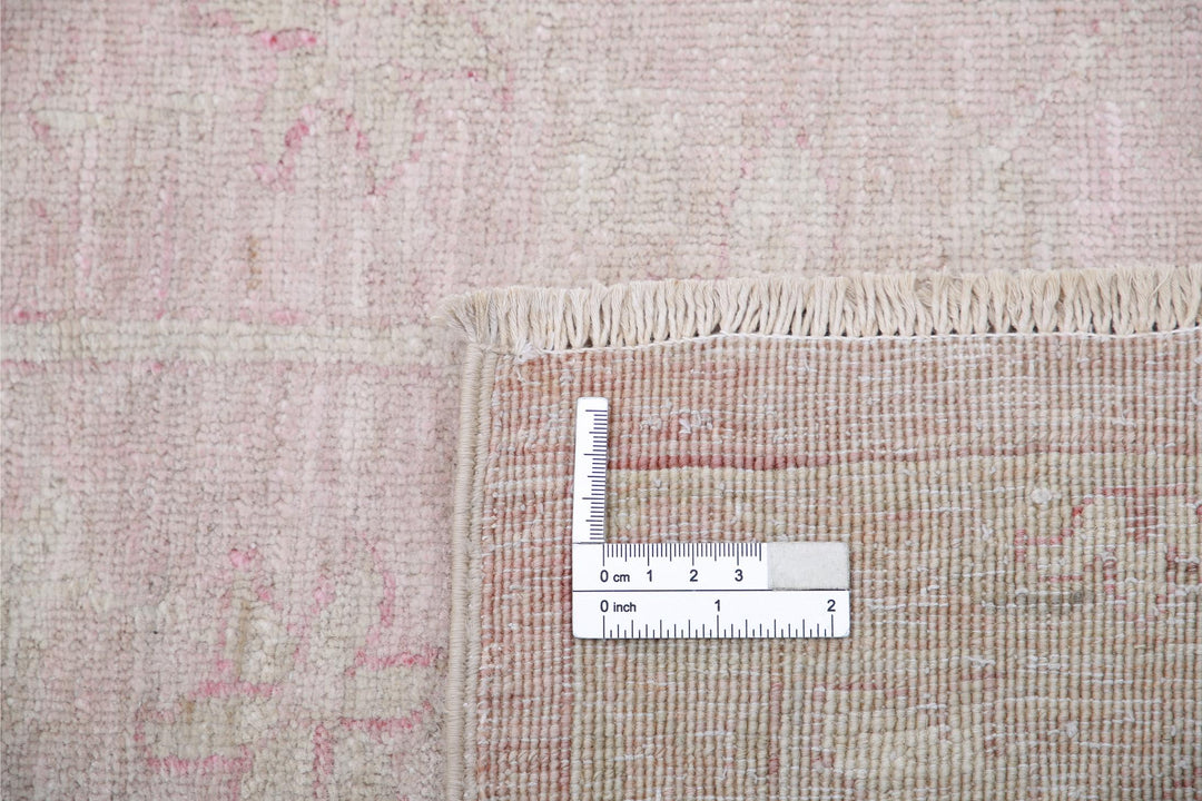 Serenity 9’ 10” x 12’ 7″ - No. AV19780 - ALRUG Rug Store