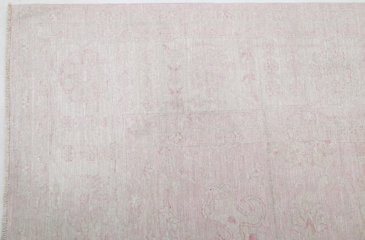 Serenity 9’ 10” x 12’ 7″ - No. AV19780 - ALRUG Rug Store