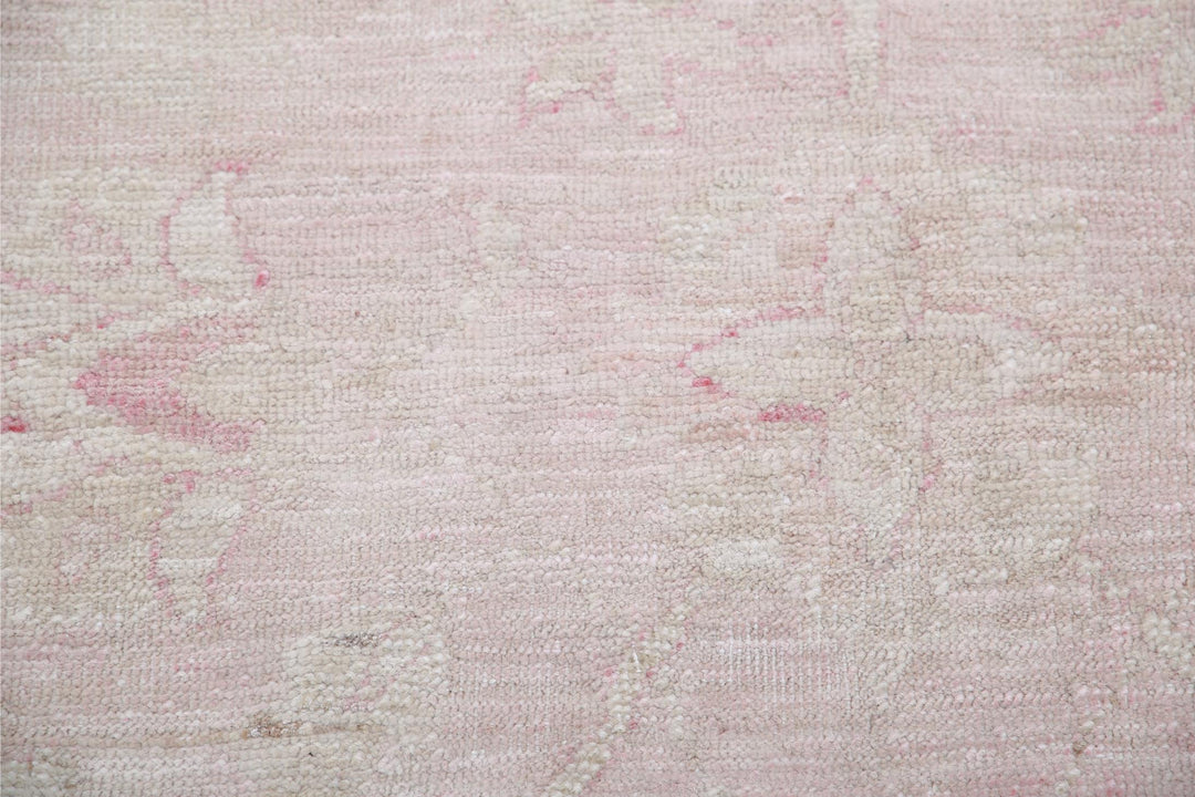 Serenity 9’ 10” x 12’ 7″ - No. AV19780 - ALRUG Rug Store