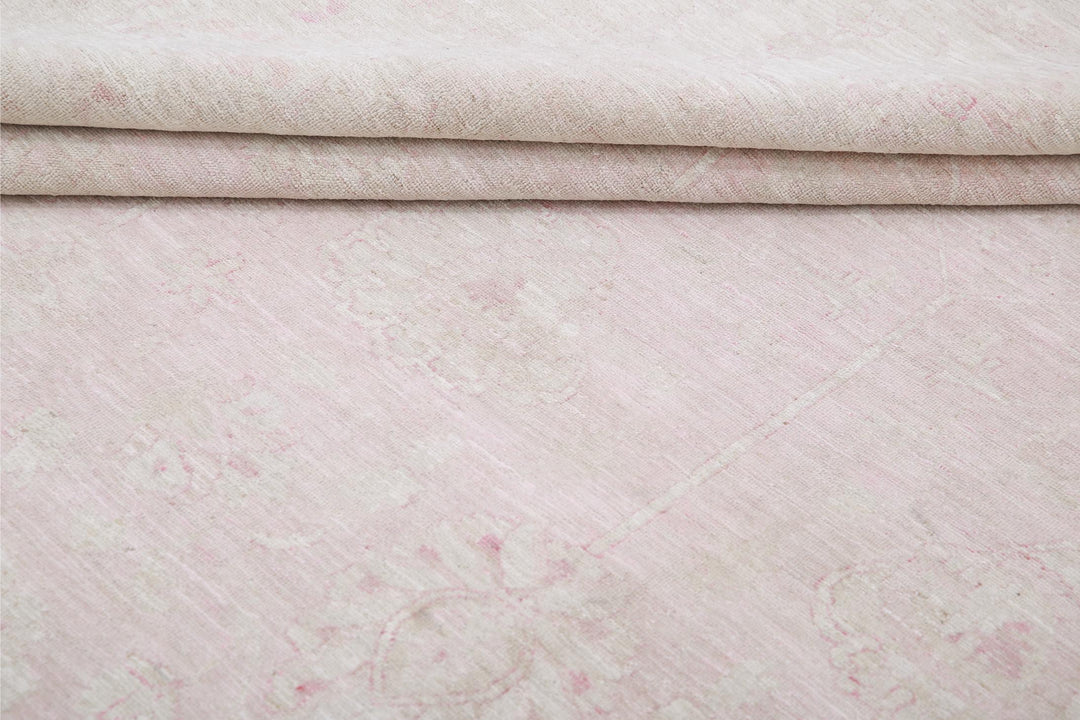 Serenity 9’ 10” x 12’ 7″ - No. AV19780 - ALRUG Rug Store