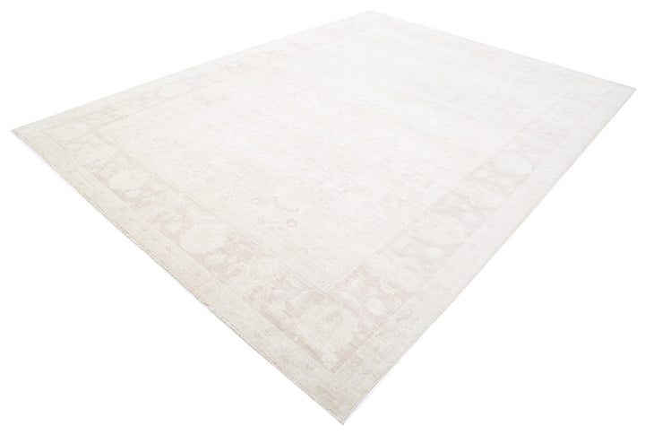 Serenity 8’ 10” x 11’ 8″ - No. AV99932 - ALRUG Rug Store