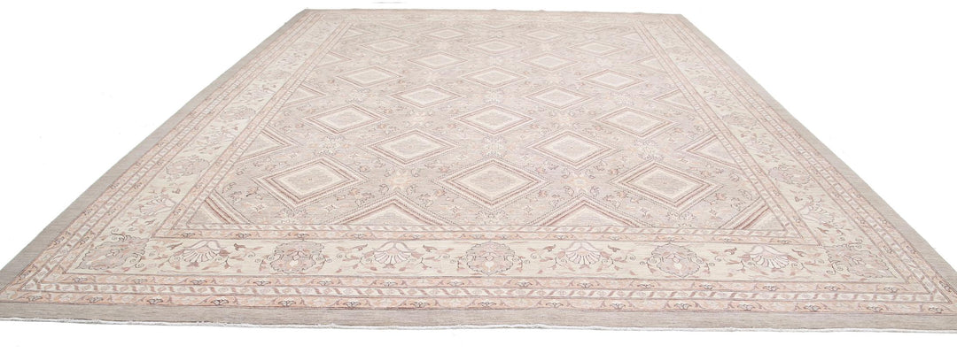 Serenity 13’ 4″ x 17’ 6″ - No. AV82640 - ALRUG Rug Store