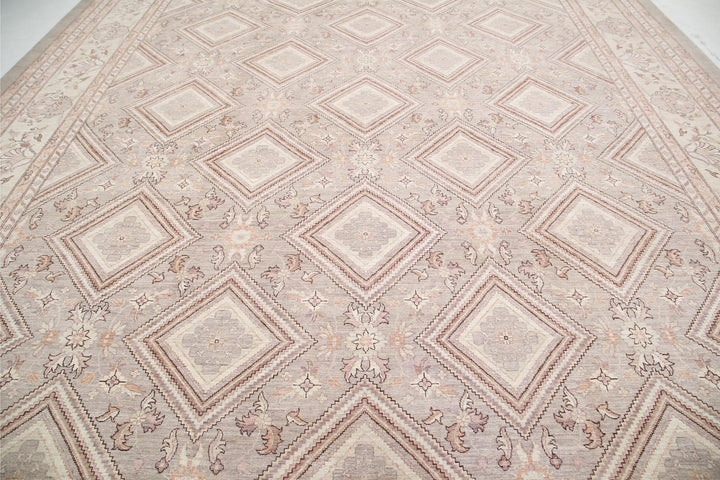 Serenity 13’ 4″ x 17’ 6″ - No. AV82640 - ALRUG Rug Store