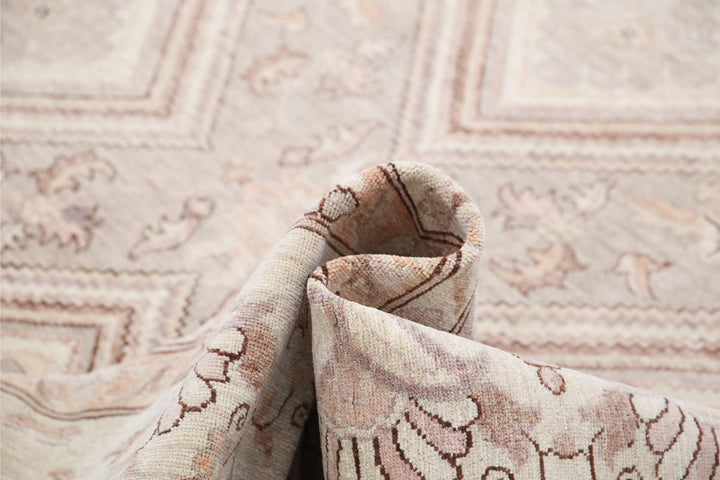 Serenity 13’ 4″ x 17’ 6″ - No. AV82640 - ALRUG Rug Store