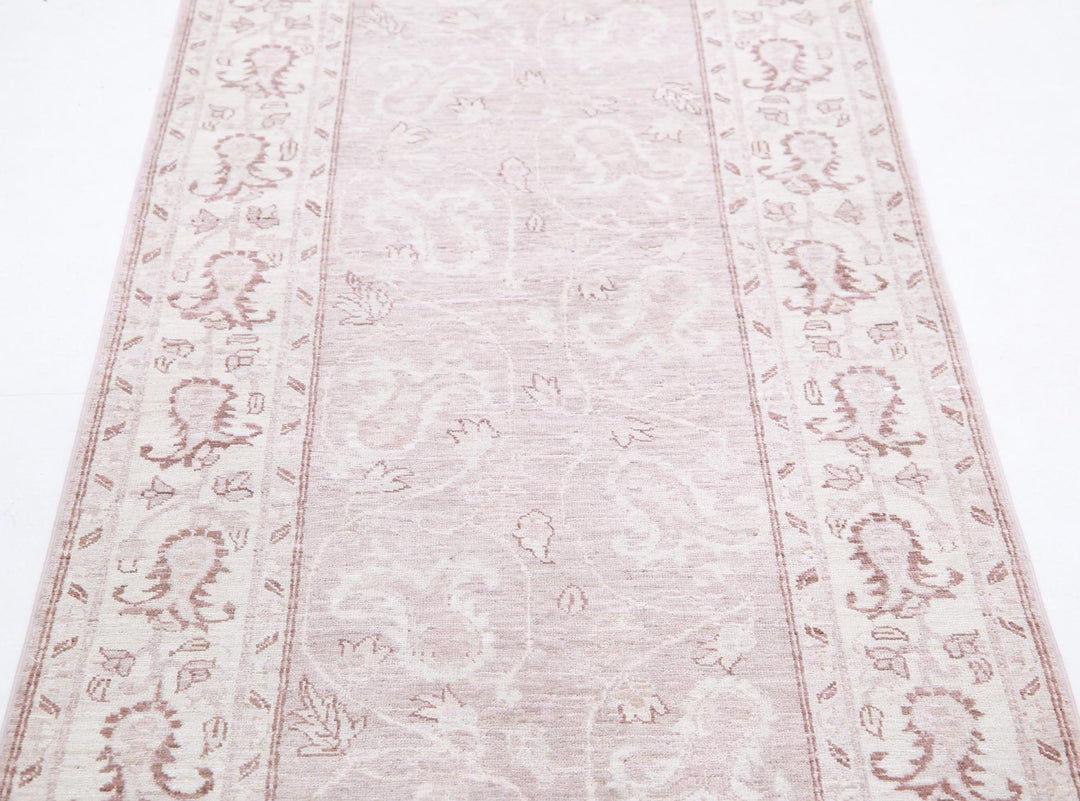 Serenity 2’ 9″ x 8’ 7″ - No. AV29135 - ALRUG Rug Store