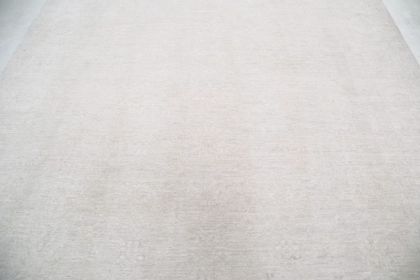 Serenity 8’ 2″ x 9’ 10” - No. AV47989