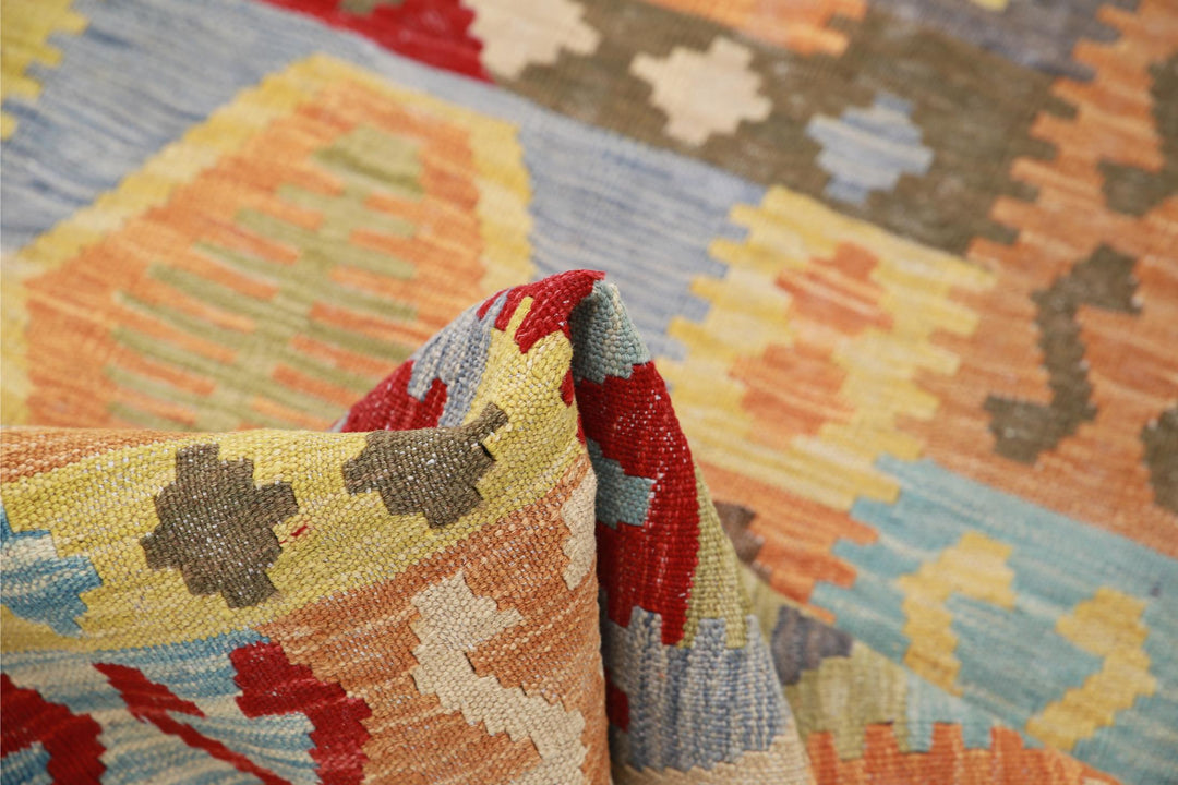 Kilim 3’ 4″ x 5’ 0″ - No. AV69340 - ALRUG Rug Store