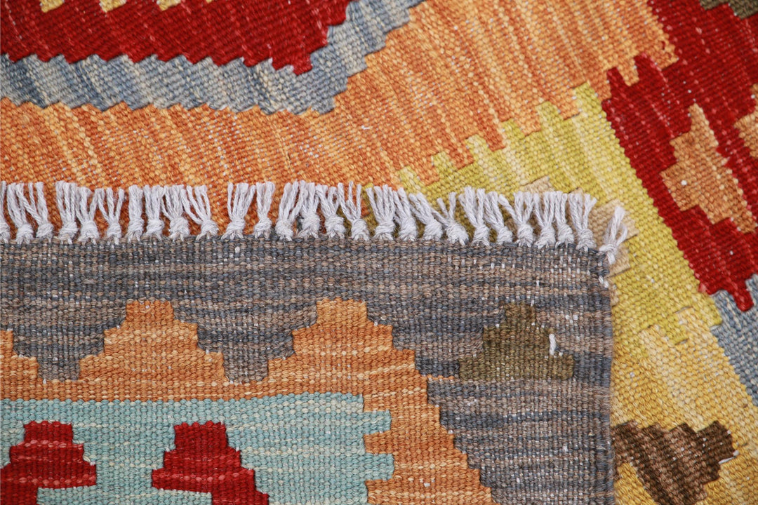 Kilim 3’ 4″ x 5’ 0″ - No. AV69340 - ALRUG Rug Store