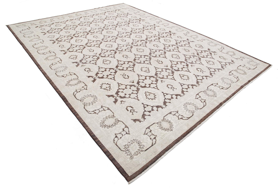 Serenity 8’ 11” x 11’ 8″ - No. AV24270 - ALRUG Rug Store