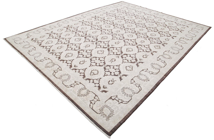 Serenity 8’ 11” x 11’ 8″ - No. AV24270 - ALRUG Rug Store