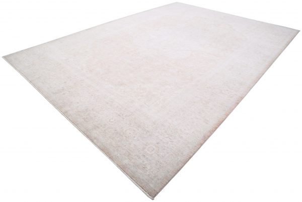 Serenity 9’ 10” x 13’ 11” - No. AV77519