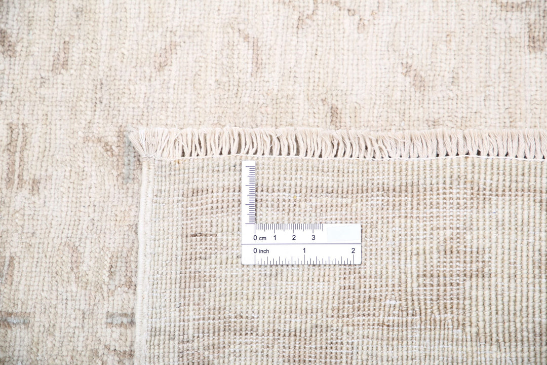 Serenity 8’ 7″ x 11’ 7″ - No. AV42302 - ALRUG Rug Store