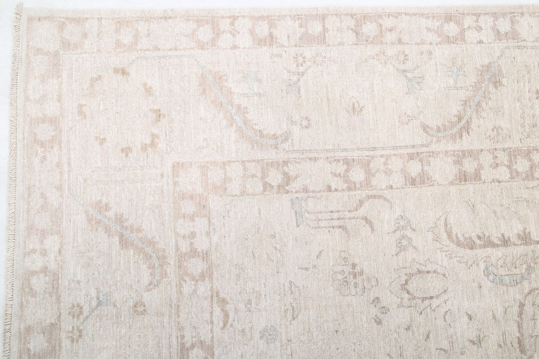 Serenity 8’ 7″ x 11’ 7″ - No. AV42302 - ALRUG Rug Store