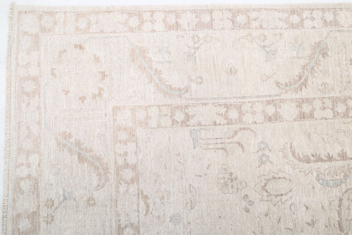 Serenity 8’ 7″ x 11’ 7″ - No. AV42302 - ALRUG Rug Store