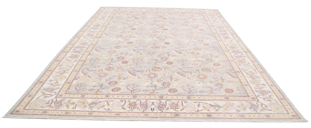 Serenity 9’ 9″ x 13’ 3″ - No. AV90679 - ALRUG Rug Store