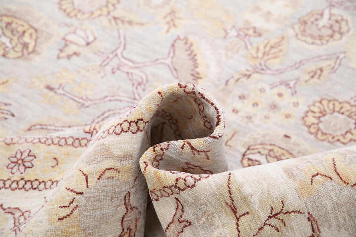 Serenity 9’ 9″ x 13’ 3″ - No. AV90679 - ALRUG Rug Store