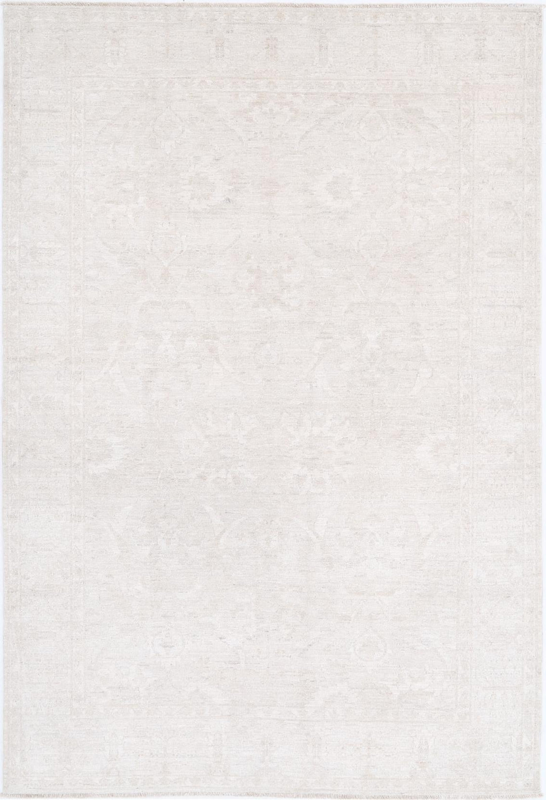 Ivory Pakistani Tabriz Rug 5'9" x 8'7" Hand-Knotted