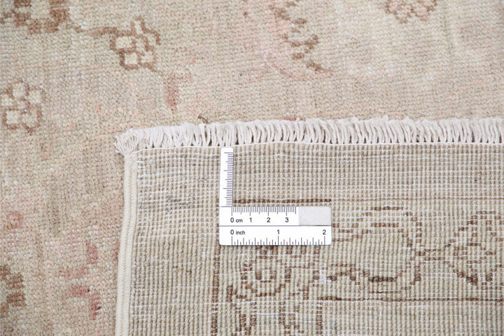 Serenity 8’ 10” x 12’ 1″ - No. AV89036 - ALRUG Rug Store