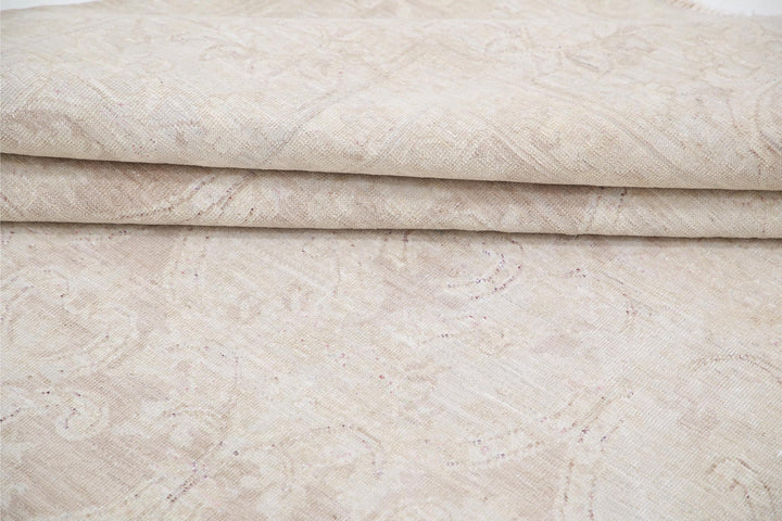 Serenity 7’ 9″ x 9’ 6″ - No. AV16450 - ALRUG Rug Store