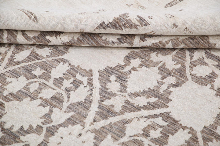 Serenity 8’ 9″ x 11’ 0″ - No. AV32882 - ALRUG Rug Store