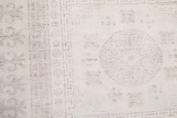 Khotan 9’ 10” x 13’ 7″ - No. AV45318