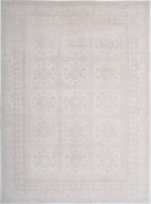 Khotan 9’ 10” x 13’ 7″ - No. AV45318