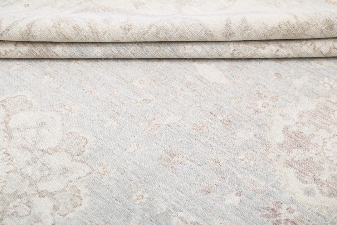 Serenity 9’ 0″ x 11’ 2″ - No. AV93955 - ALRUG Rug Store