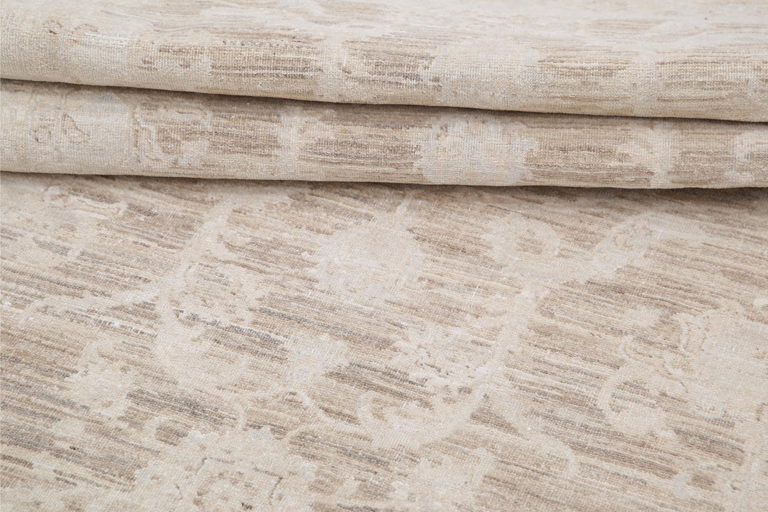 Serenity 4’ 0″ x 15’ 1″ - No. AV94377 - ALRUG Rug Store