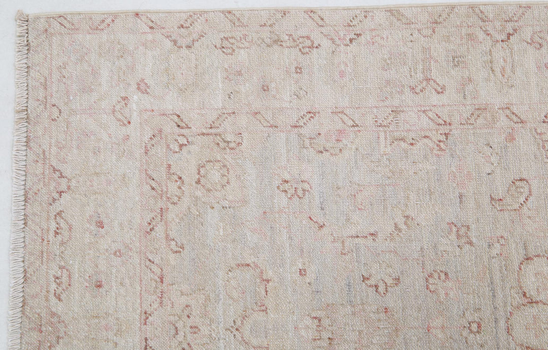 Serenity 2’ 6″ x 10’ 1″ - No. AV66162 - ALRUG Rug Store