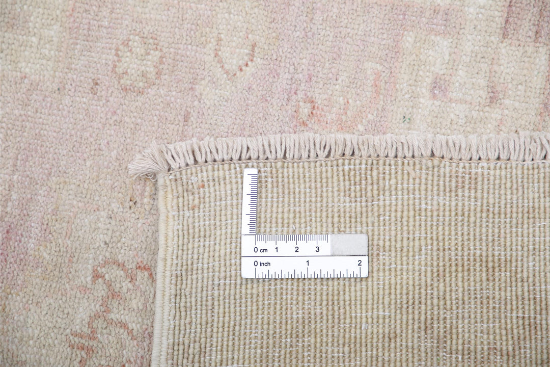 Serenity 2’ 6″ x 8’ 11” - No. AV20928 - ALRUG Rug Store