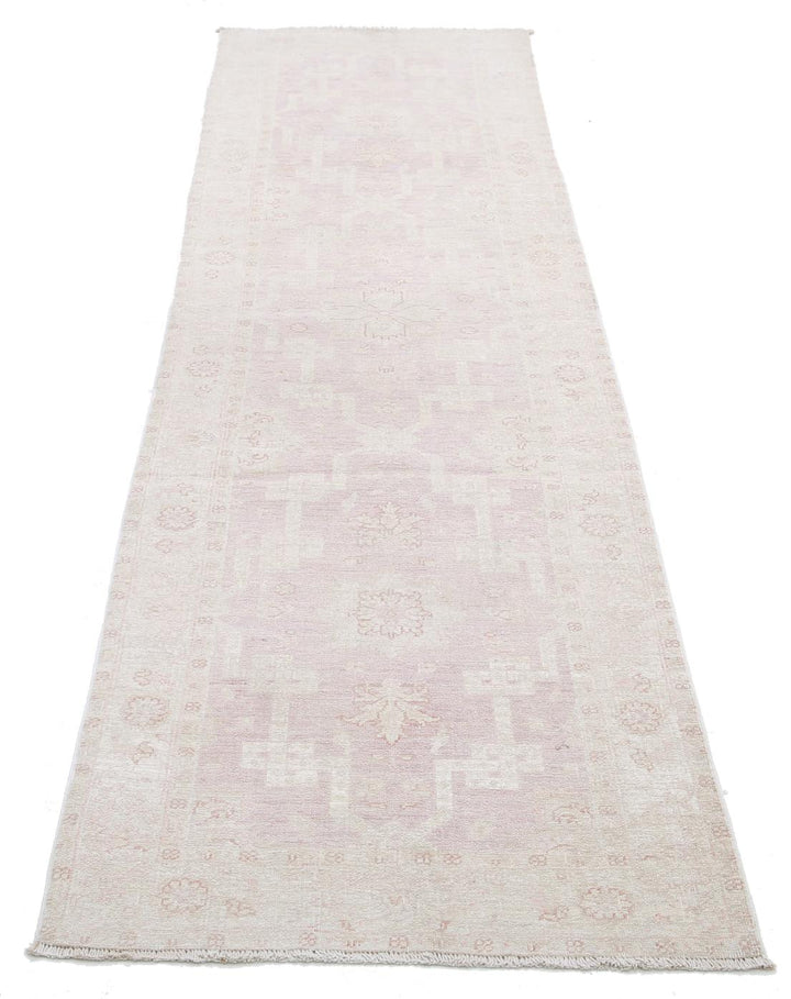 Serenity 2’ 6″ x 8’ 11” - No. AV20928 - ALRUG Rug Store