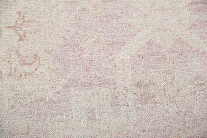 Serenity 2’ 6″ x 8’ 11” - No. AV20928 - ALRUG Rug Store