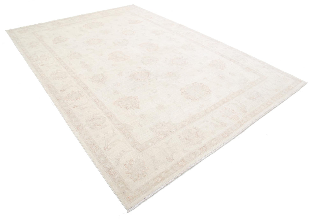 Serenity 8’ 2″ x 11’ 5″ - No. AV46941 - ALRUG Rug Store