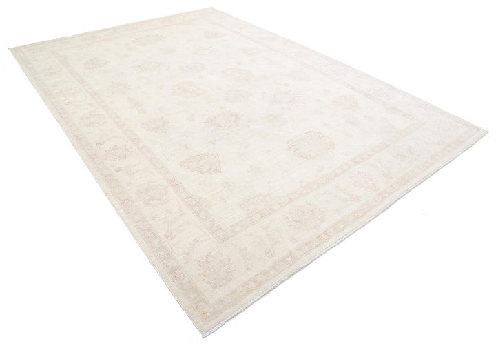 Serenity 8’ 2″ x 11’ 5″ - No. AV46941 - ALRUG Rug Store