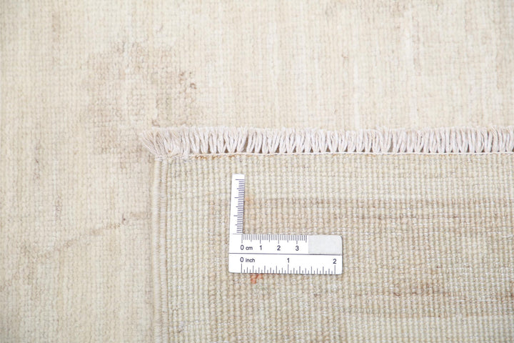 Serenity 8’ 2″ x 11’ 5″ - No. AV46941 - ALRUG Rug Store