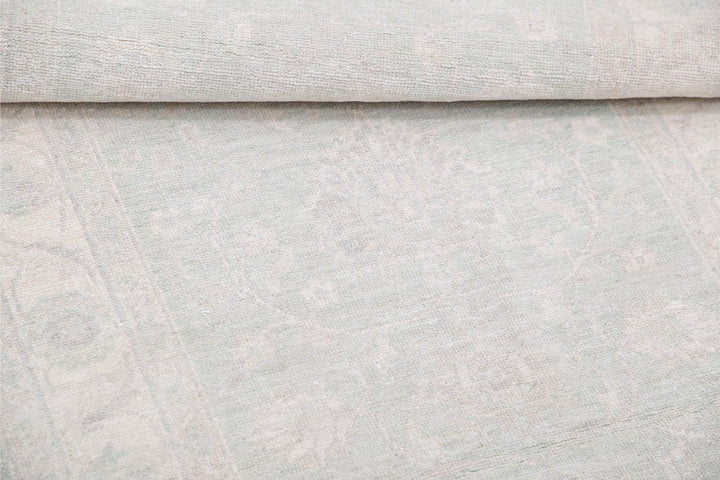 Serenity 2’ 8″ x 8’ 7″ - No. AV16692 - ALRUG Rug Store