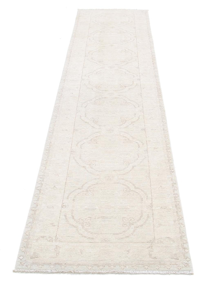 Serenity 2’ 4″ x 10’ 2″ - No. AV77009 - ALRUG Rug Store