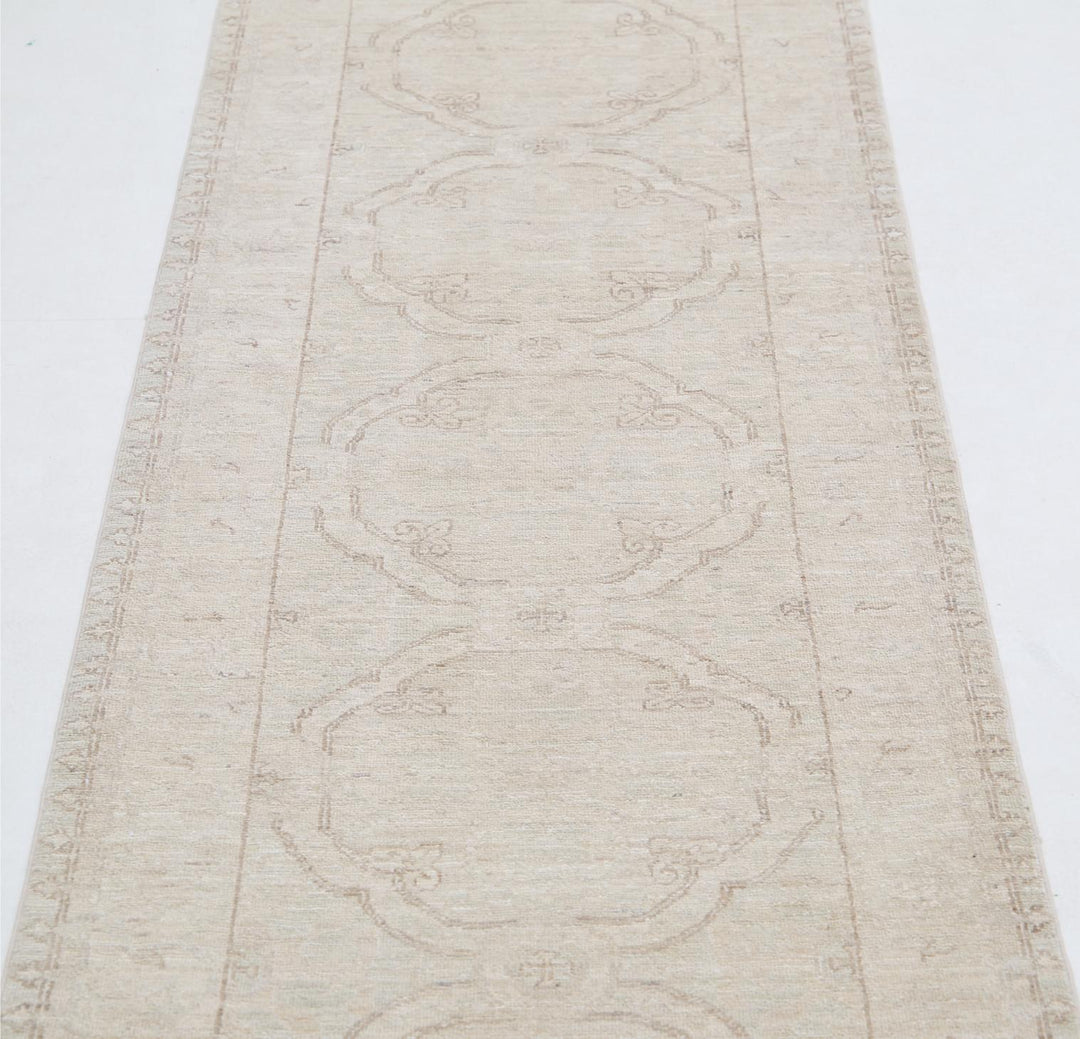Serenity 2’ 4″ x 10’ 2″ - No. AV77009 - ALRUG Rug Store