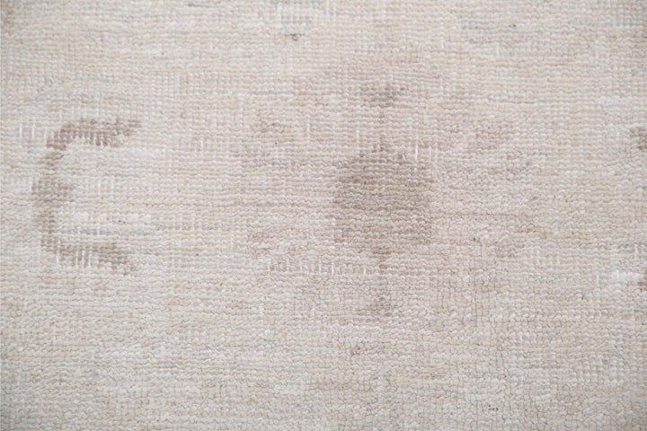 Serenity 9’ 1″ x 11’ 9″ - No. AV99548 - ALRUG Rug Store