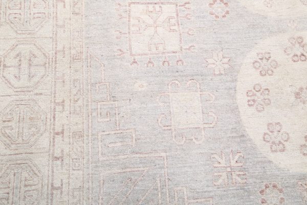 Khotan 8’ 1″ x 9’ 10” - No. AV72775