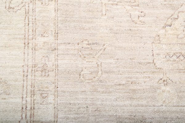 Oushak 8’ 0″ x 9’ 11” - No. AV28536