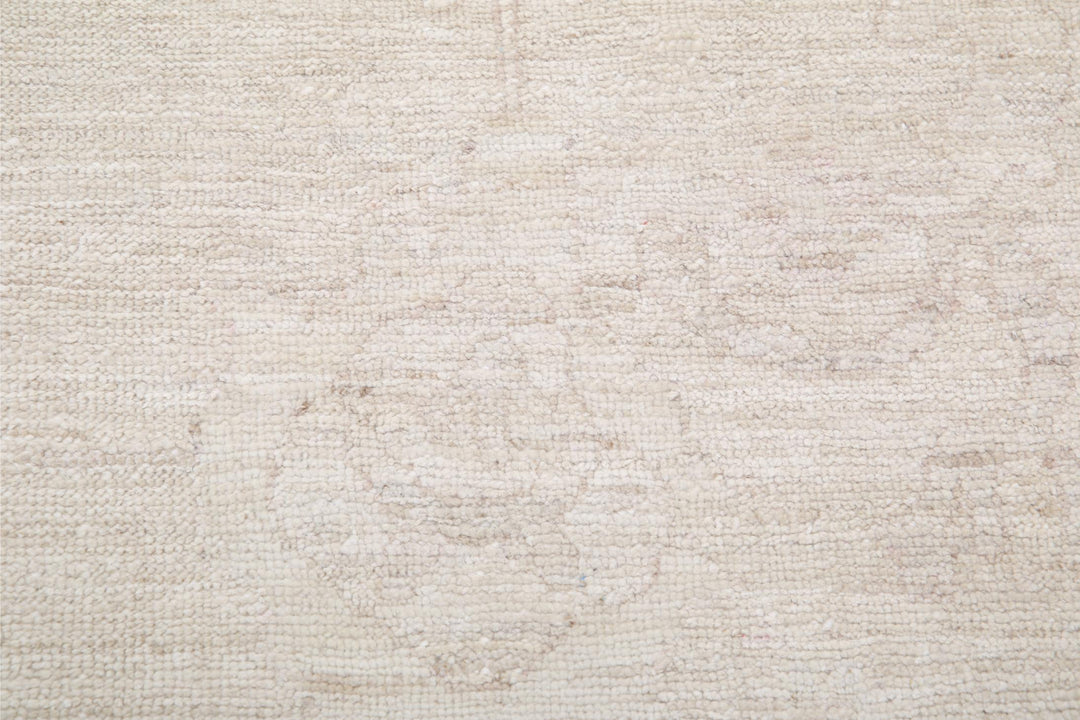 Khotan 8’ 2″ x 10’ 1″ - No. AV32651 - ALRUG Rug Store