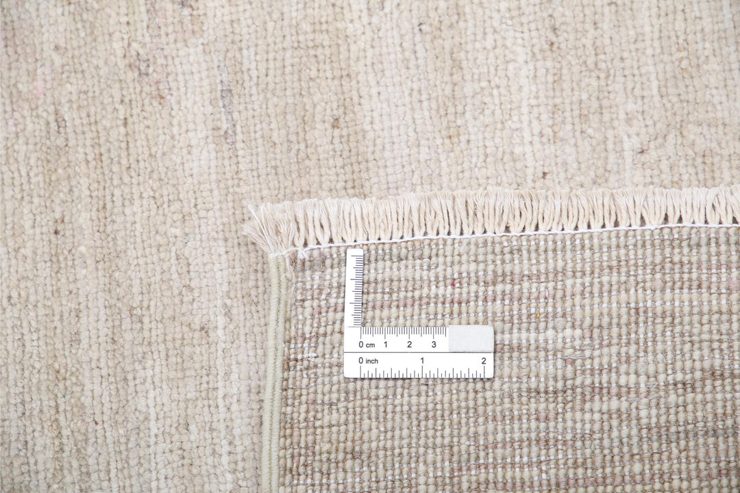 Khotan 8’ 2″ x 10’ 1″ - No. AV32651 - ALRUG Rug Store