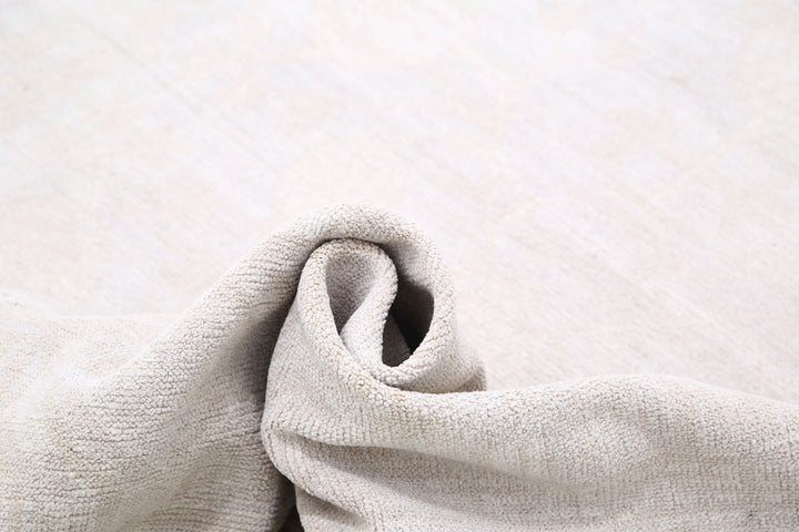 Khotan 9’ 3″ x 13’ 7″ - No. AV53605 - ALRUG Rug Store