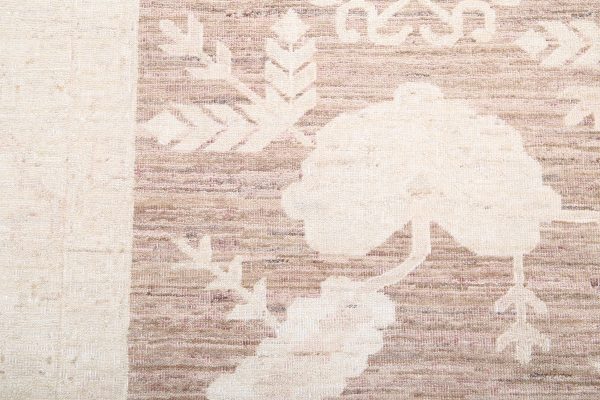 Khotan 9’ 11” x 13’ 7″ - No. AV91968