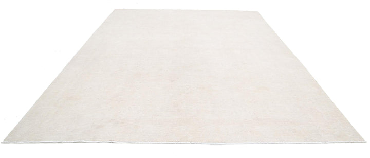 Serenity 9’ 9″ x 13’ 0″ - No. AV77817 - ALRUG Rug Store