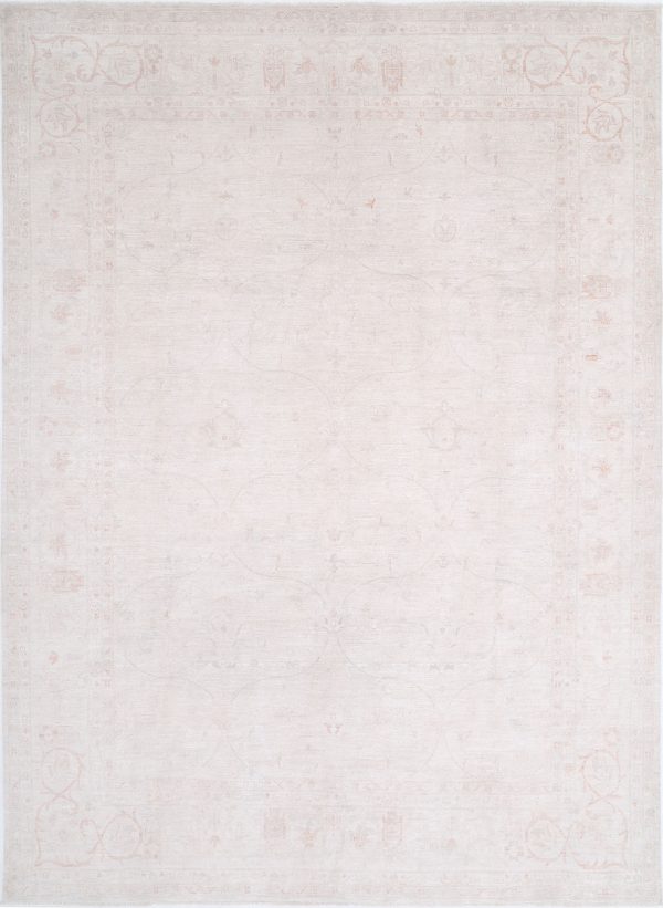 Ivory Pakistani Serenity Rug 9'10" x 13'8" Hand-Knotted